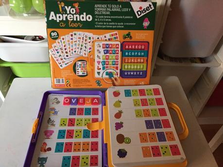 Yo aprendo a leer.
