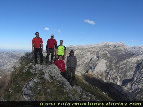 Ruta Víboli Peña Subes y Sen Mulos: Cima de Sen de los Mulos