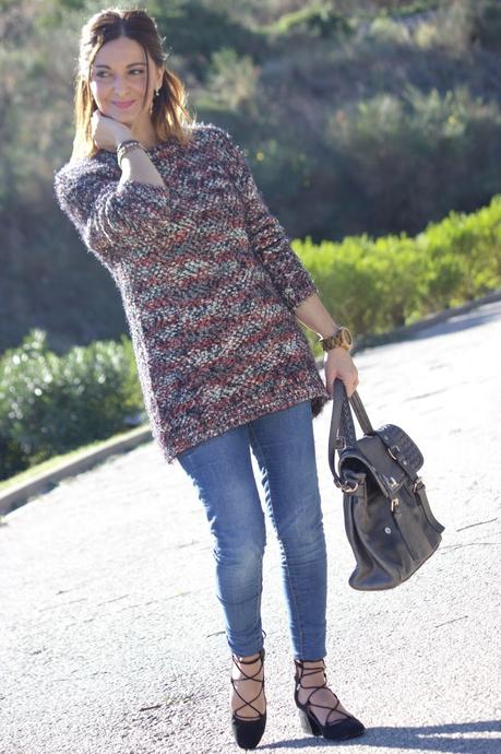 Con zapatos de cordones