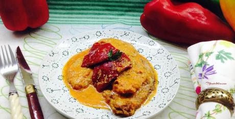 Lomo con pimientos del piquillo en salsa roja