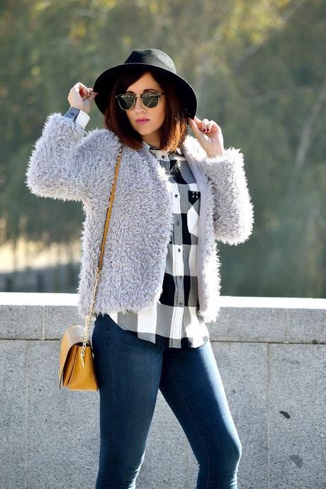 GREY + BLACK, AGAIN GREY + BLACK, AGAIN