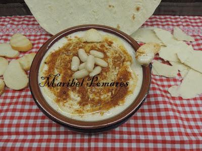 Hummus de alubias.