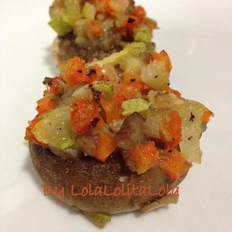 CHAMPIÑONES RELLENOS DE VERDURA, UNA CENA LIGERA