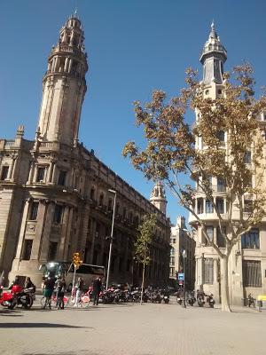 La Via Laietana (1ªparte): el Palacio de las Comunicaciones, el Banco Colonial, la Compañía de Tabacos...