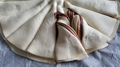 ESTRELLA DE HOJALDRE Y CHOCOLATE