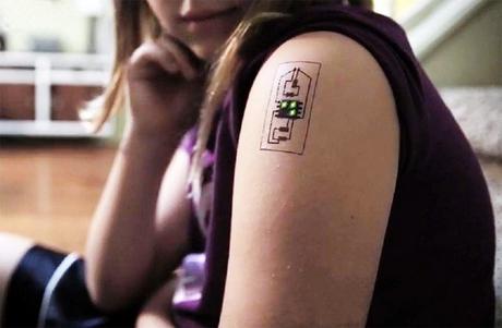 Conoce los tatuajes tecnologicos que te dan datos de tu salud.