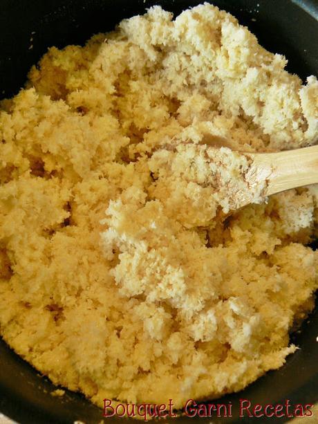 Receta de Navidad. Turrón-torta de coco y cerezas