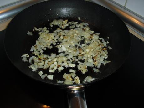 TOMATES RELLENOS DE ARROZ Y CARNE PICADA, TOMATES PASO DOBLE