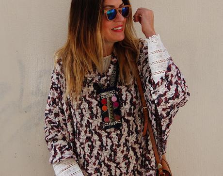 pONCHO pRINT + rOMÁNTICO + rIPPED jEANS #nOUNIFORMES pONCHO pRINT + rOMÁNTICO + rIPPED jEANS #nOUNIFORMES