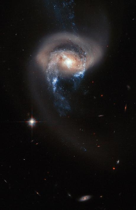 NGC 7714 tras la colisión