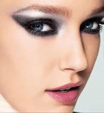 MAQUILLAJES PARA NAVIDADES 2015