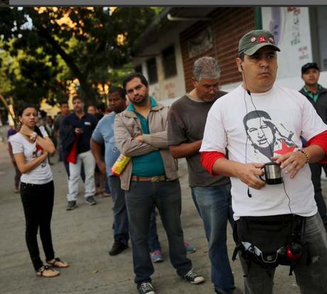 Cúpula militar apoya oposición venezolana