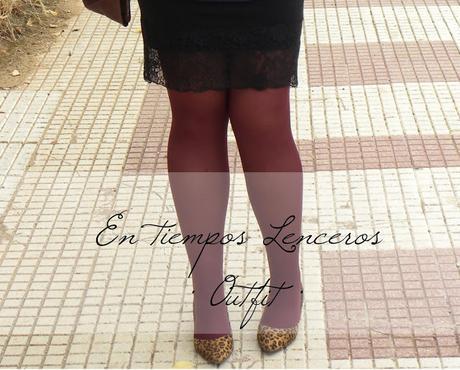 http://www.loslooksdemiarmario.com/2015/12/vestido-lencero-para-navidades-look.html