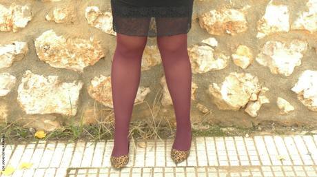 http://www.loslooksdemiarmario.com/2015/12/vestido-lencero-para-navidades-look.html