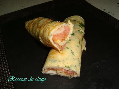 ROLLITOS DE TORTILLA CON SALMÓN