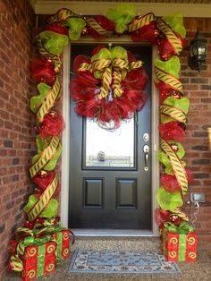 Cómo decorar en navidad con guirnaldas de mallas