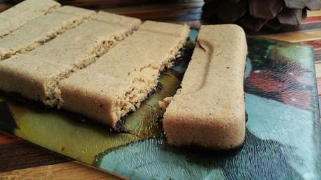Receta de Navidad vegana: Turrón de cacahuetes con chocolate