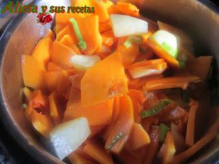 CREMA DE CALABAZA CON LONCHITAS DE IBÉRICO