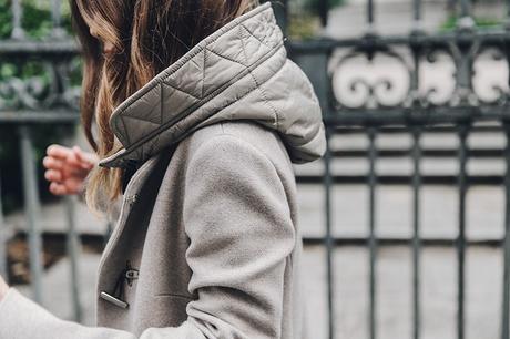 Fay_Coat-Beige_Coat-Checked_Skirt-Blue_Sweater-College_Look-Loafers-Outfit-Street_Style-Collage_Vintage-40