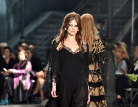 Paris en Roma el desfile de Chanel Métiers d'art llega a Cinecitta (9)