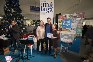 Bloguera del Año 2015. Me dieron el premio durante la apertura en el puente de la Inmaculada para Sabor A Malaga donde me dieron el Premio a La Mayor Comunicación  y Difusión en redes con Sabor a Malaga y Gastronomia  de la tierra. Y dieron los diploma...