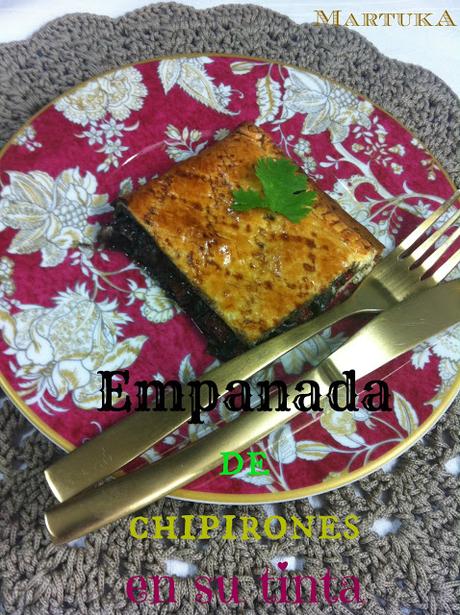 Empanada De Chipirones En Su Tinta