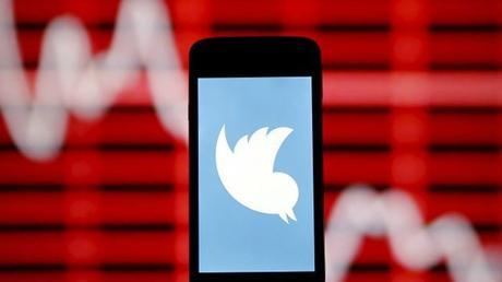 Twitter prueba organizar sus tuits de acuerdo con la relevancia y no por la fecha de publicación