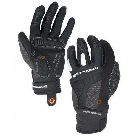 Especial Regalos de Navidad: 10 ideas para regalar a un biker por menos de 50€