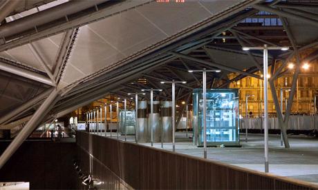 Plaza Garibaldi. SANTA & COLE