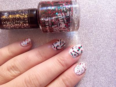 Diseño de uñas para Navidad
