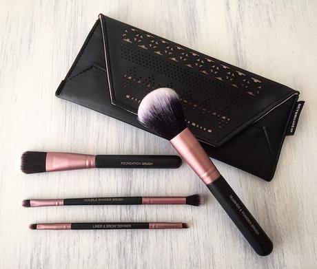 set de brochas beter navidad