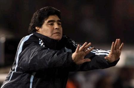 ¿La hora del Maradona DT de nuevo?