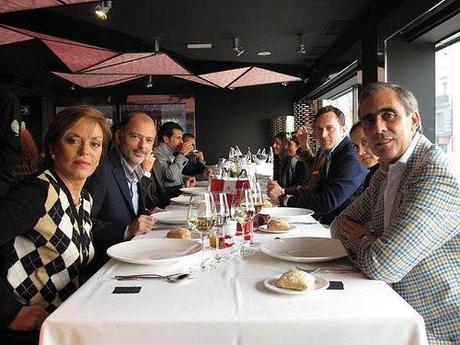 María Eugenia, Kubrat y Benjamín Calles de NODO