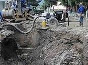 Hidrolara repara tubería enesima vez, trabajador resultó ruptura hueso