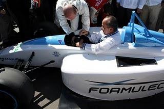 El Presidente Felipe Calderón presentó el Formulec en Cancún