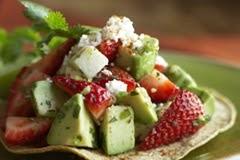 Tostada con fresas de California