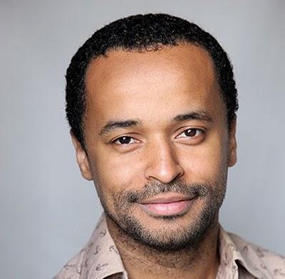 Krystian Legierski, nuevo concejal de Varsovia, primer político electo abiertamente gay de la historia de Polonia