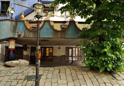 CASA HUNDERTWASSER - KRAWINA, VIENA