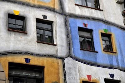 CASA HUNDERTWASSER - KRAWINA, VIENA