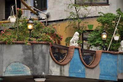 CASA HUNDERTWASSER - KRAWINA, VIENA