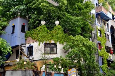 CASA HUNDERTWASSER - KRAWINA, VIENA