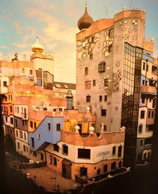 CASA HUNDERTWASSER - KRAWINA, VIENA