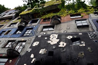 CASA HUNDERTWASSER - KRAWINA, VIENA
