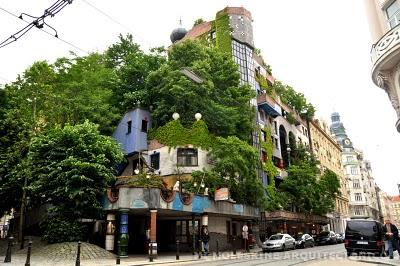CASA HUNDERTWASSER - KRAWINA, VIENA