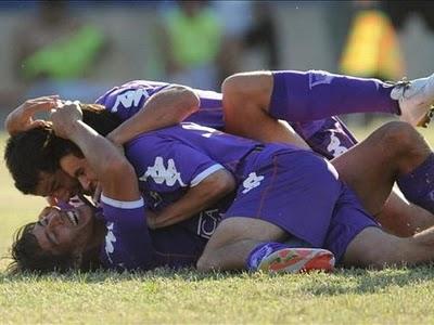 URUGUAY SE VISTE DE VIOLETA