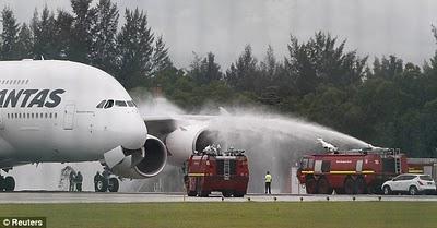 GRANDES ACCIDENTES AEREOS: ¡EXPLOSION EN PLENO VUELO!, EL PRIMER INCIDENTE GRAVE EN UN AIRBUS A380 EN EL VUELO 32 DE QANTAS.