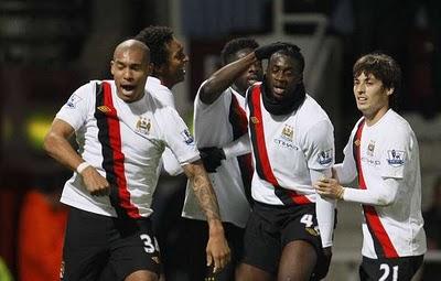 PREMIER LEAGUE: LÍDER POR ALGUNAS HORAS