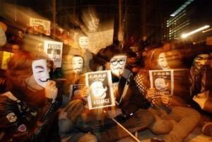 V de Vendetta en la manifestación a favor de Wikileaks