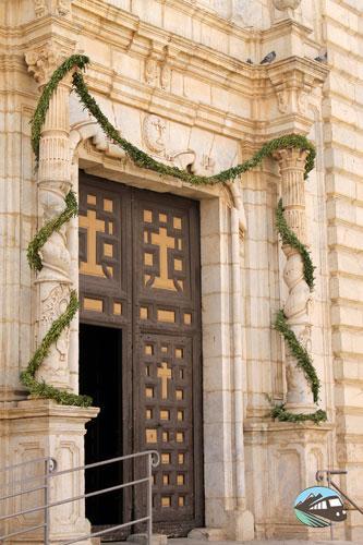 Camino por la ruta del Quijote. ¿Qué ver en Consuegra? Iglesia del Santísimo Cristo de la Vera Cruz