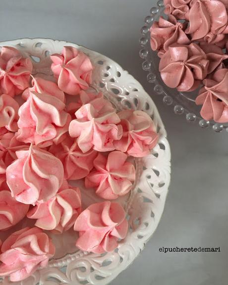 BOCADITOS DE MERENGUE